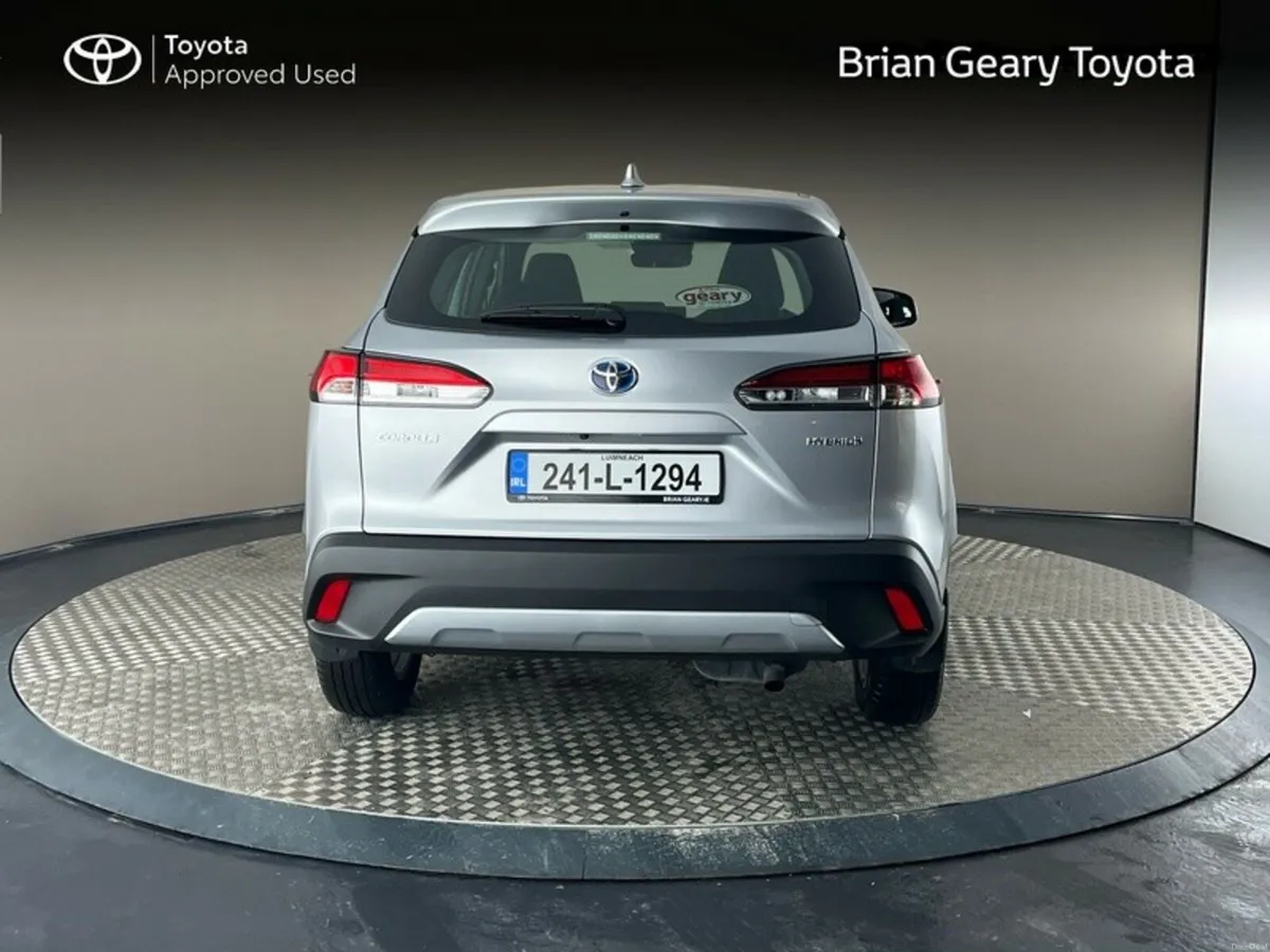 Toyota Corolla Cross HYBRID LUNA - Image 4