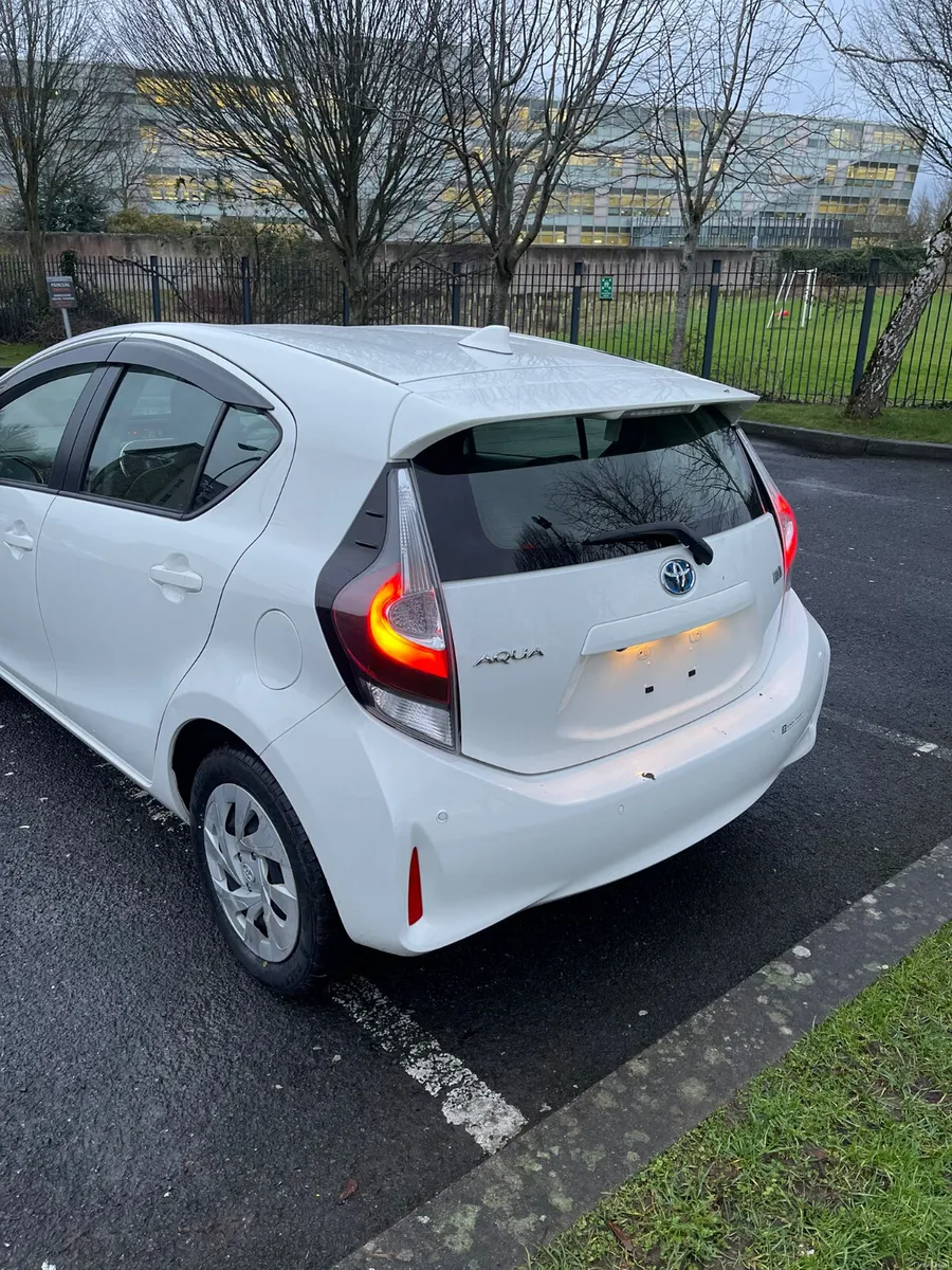 🏆 2020 TOYOTA AQUA HYBRID - Image 4