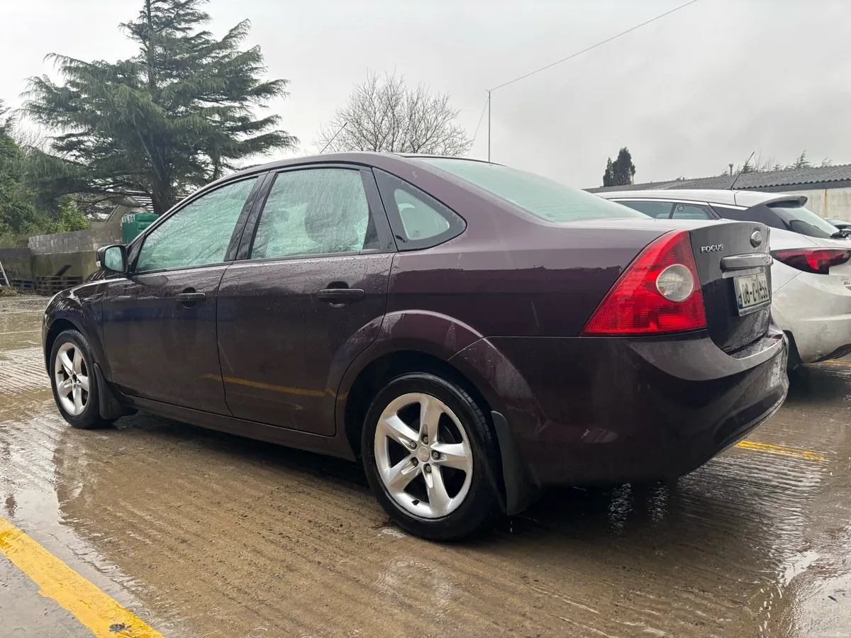 Ford Focus Zetec 1.6 Petrol - Image 3