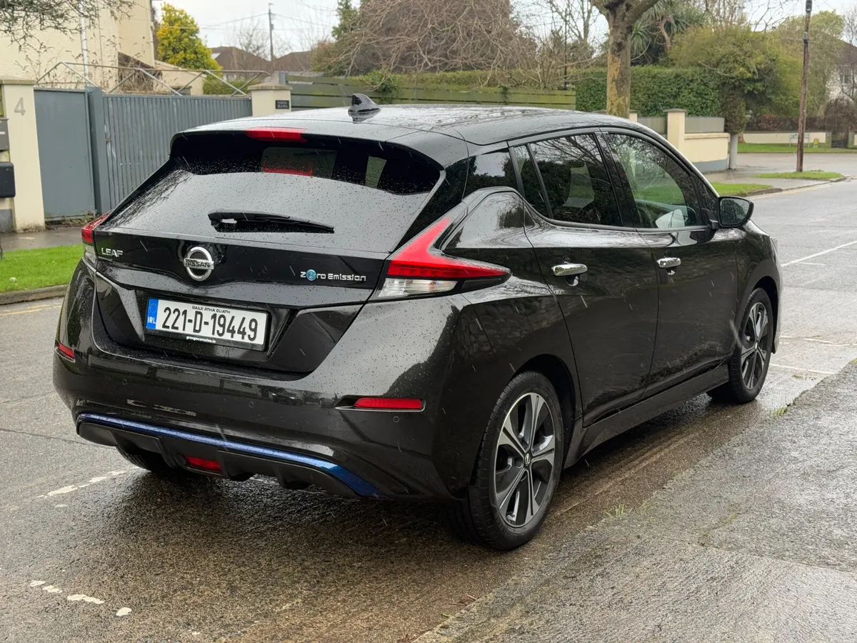 NISSAN LEAF 2022 40KW SV PREMIUM WINTER PACK - Image 4