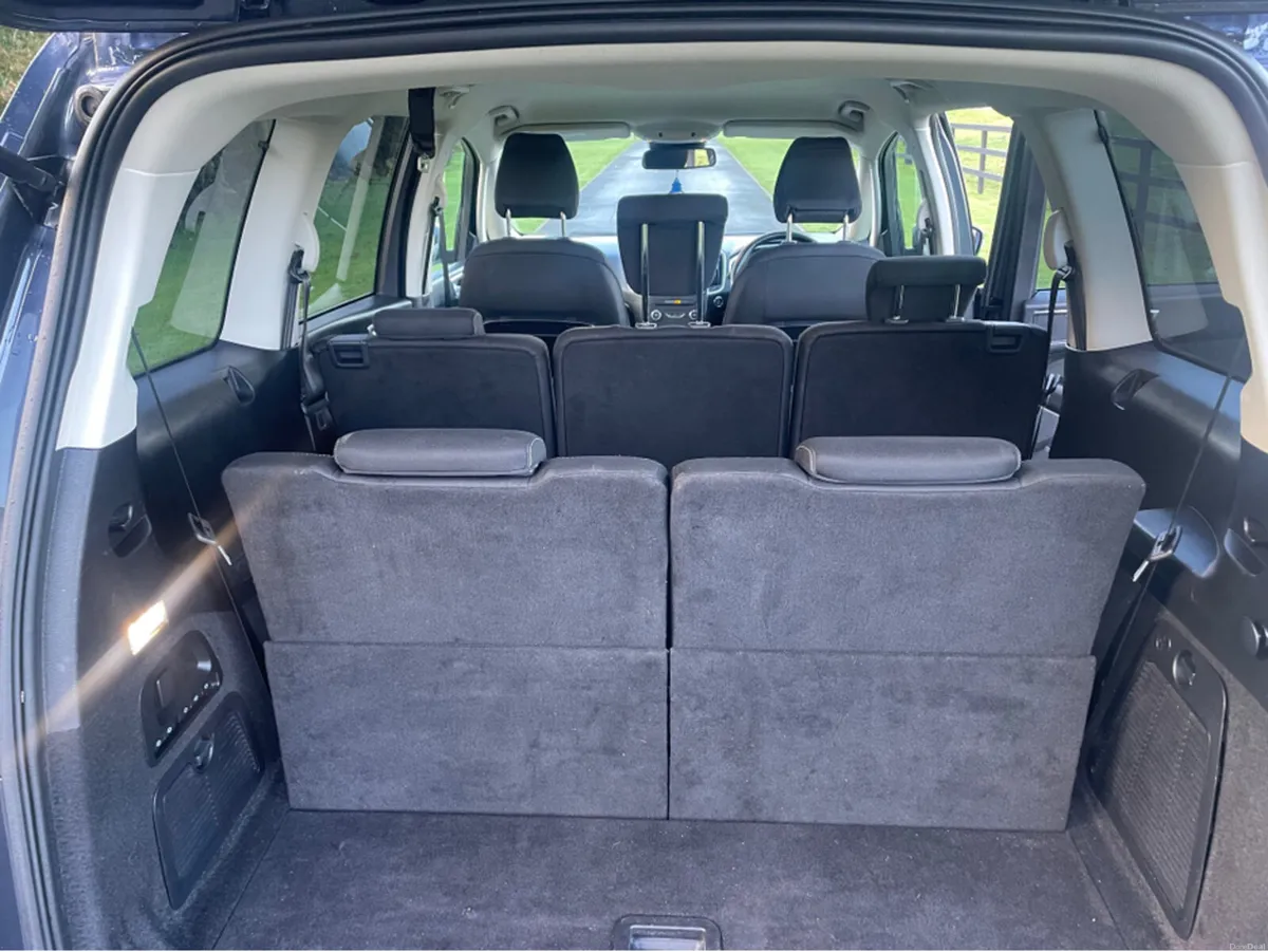 Ford Galaxy TITANIUM ECOBLUE - Image 3