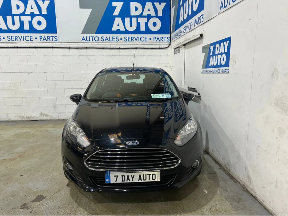 Ford Fiesta MCA ZETEC 1.25 60PS M5 4DR - Image 2