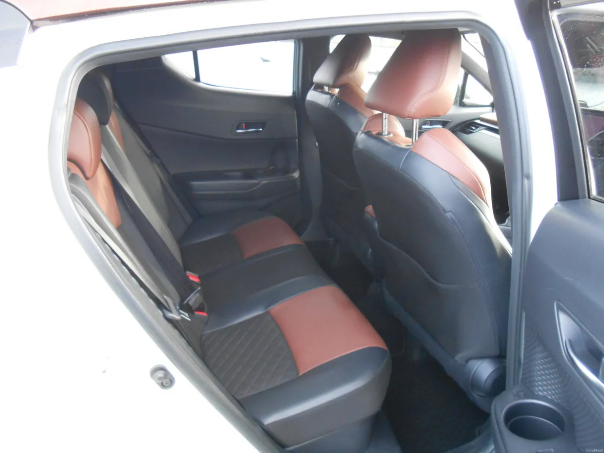 Toyota C-HR Sport Special 2019 - Image 4