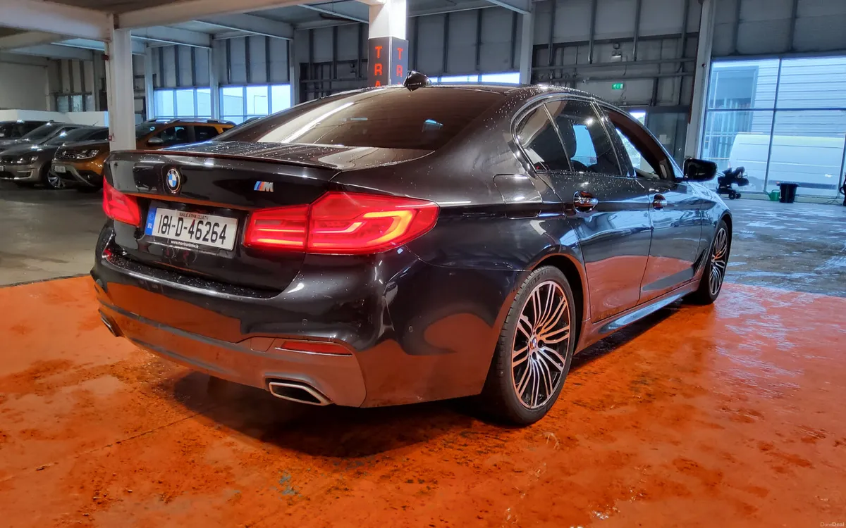 BMW 5-Series 2018 - Image 4