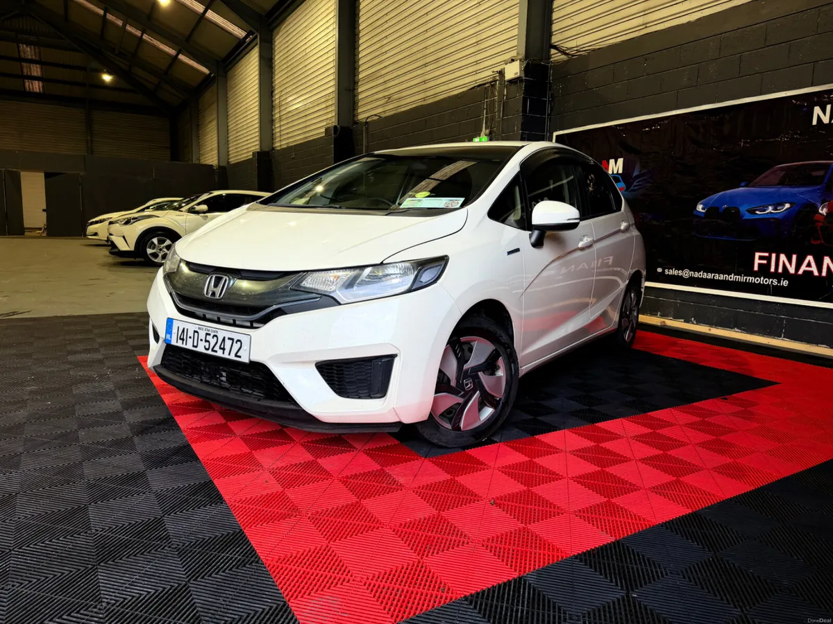 2014 Honda Fit Hybrid - Image 3