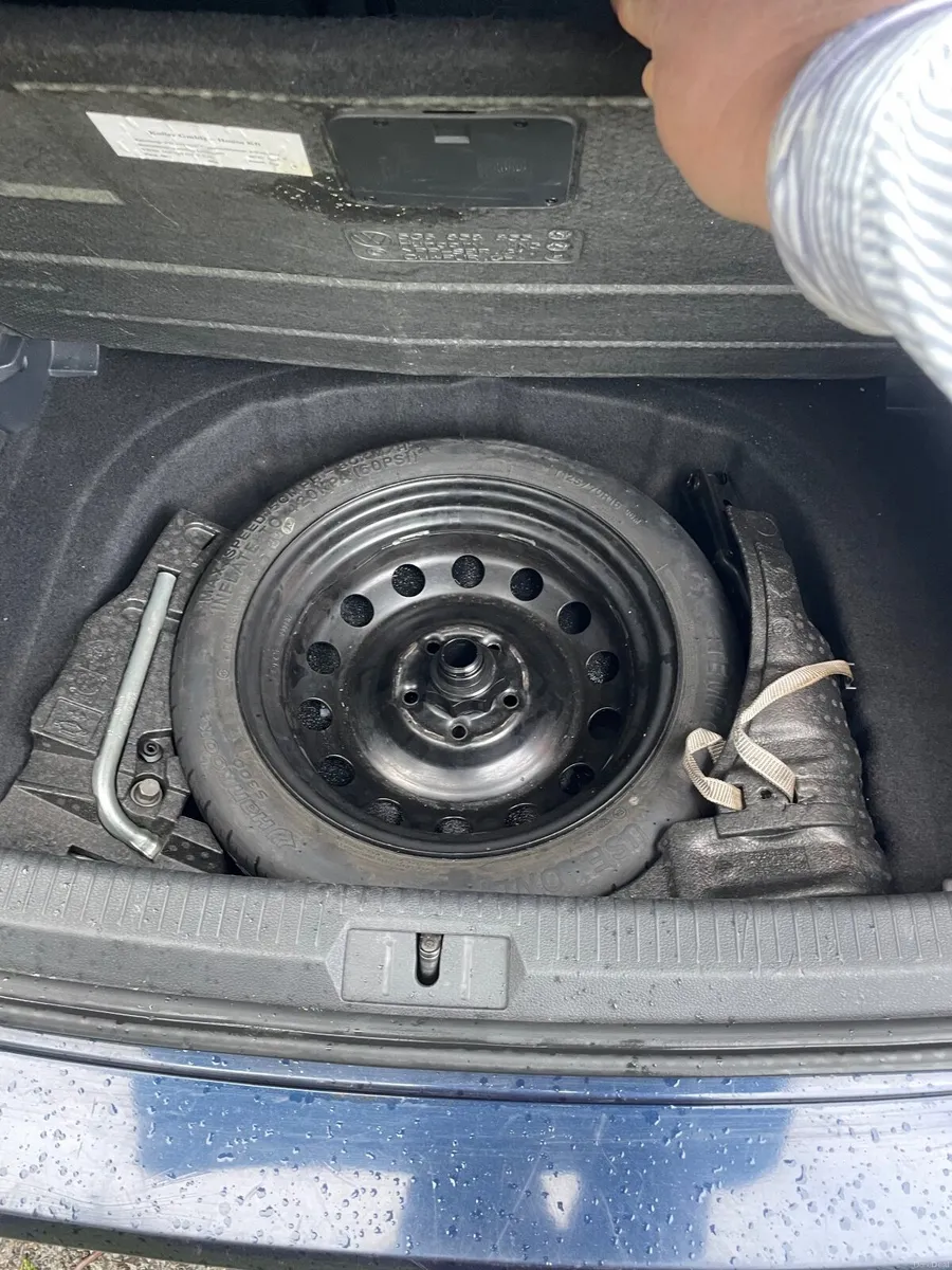 Volkswagen Golf 2013 - Image 4