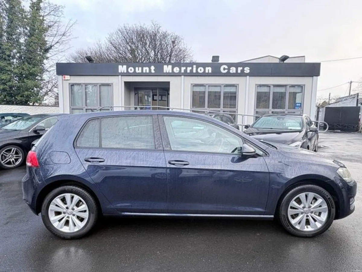 Volkswagen Golf Auto 1.2tsi/ Low Mileage/ Carplay - Image 4
