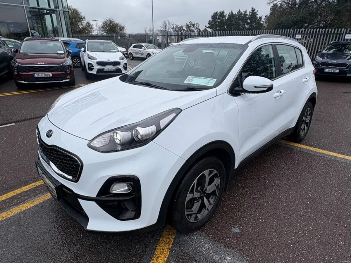 Kia Sportage Premium Spec 1.6d **1 YEAR WARRANTY** - Image 2