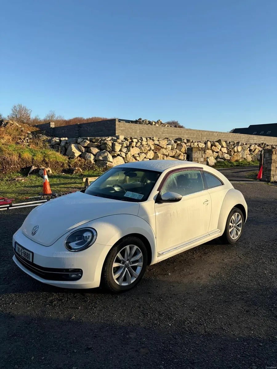 Volkswagen Beetle 2014 - Image 1