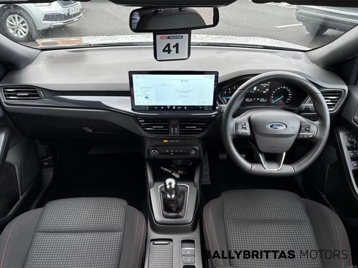 Ford Focus ST-Line X 1.0L EcoBoost 125PS mHEV - Image 6