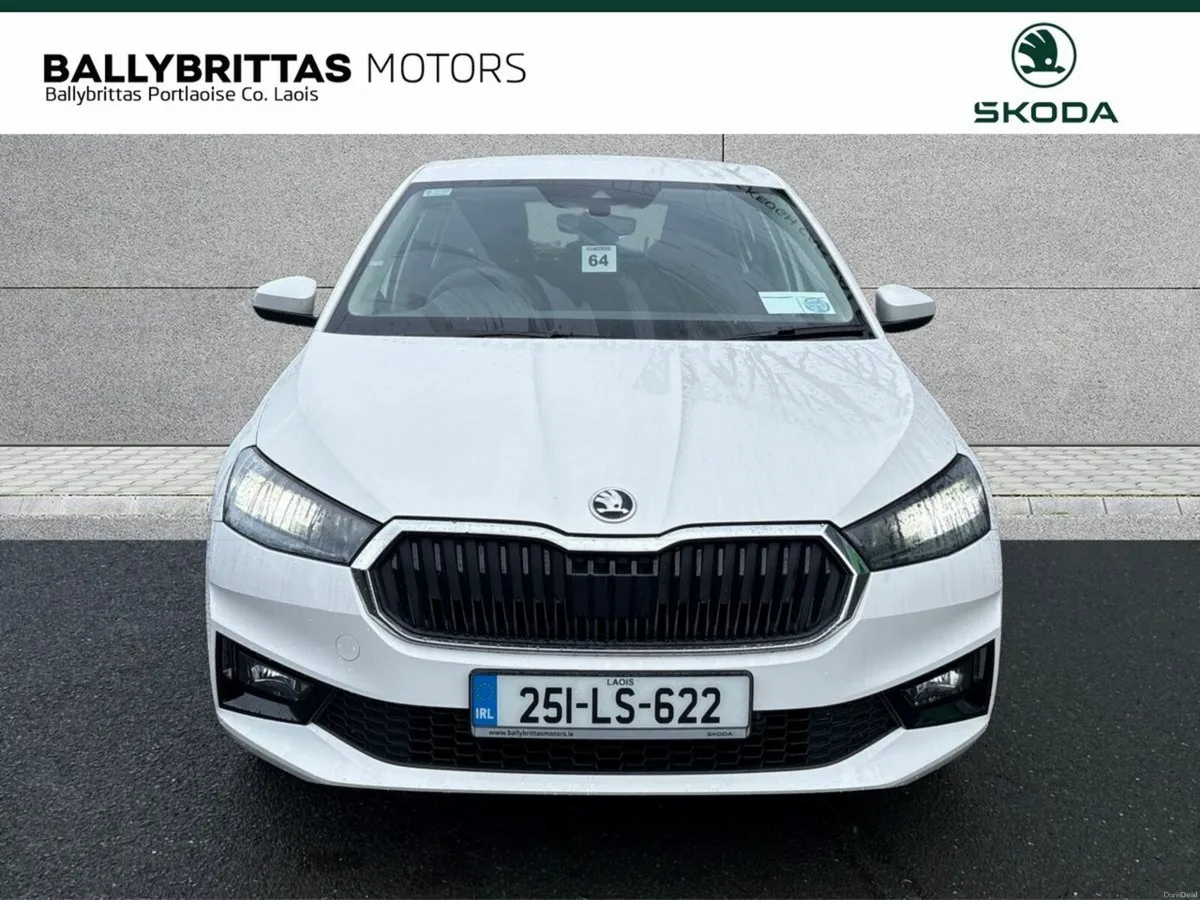 Skoda Fabia  ESSENCE 1.0MPI 80HP - Image 3