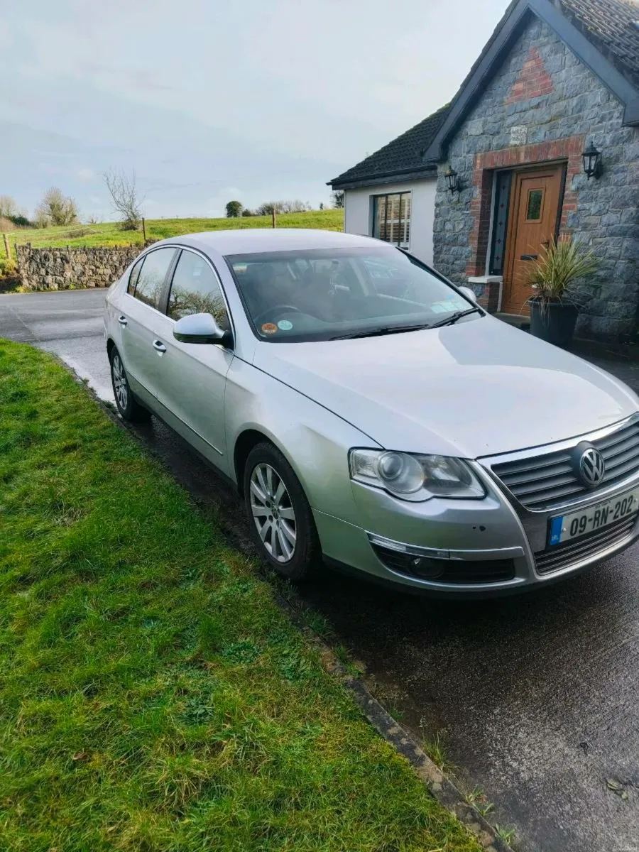 Volkswagen Passat 1.9 - Image 2