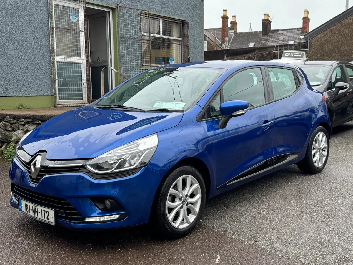 Renault Clio very low mileage - Image 2