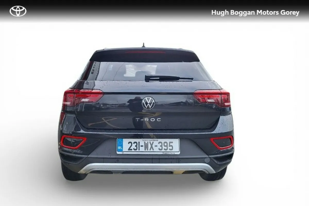Volkswagen T-Roc LIFE 2.0 TDI MANUAL 6SPEED FWD 1 - Image 4