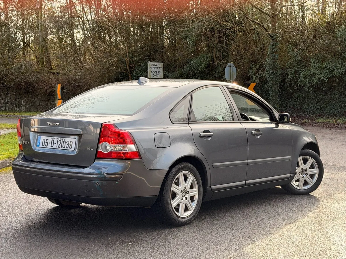 VOLVO S40 1.6 Diesel - Image 3