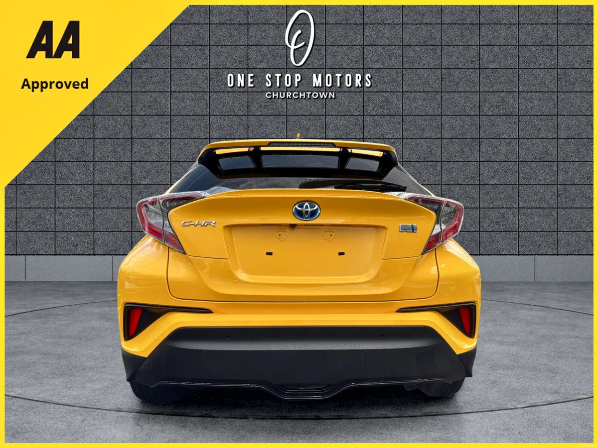 2017 Toyota C-HR *LUNA SPORT* HYBRID -HUGE SPEC - Image 4