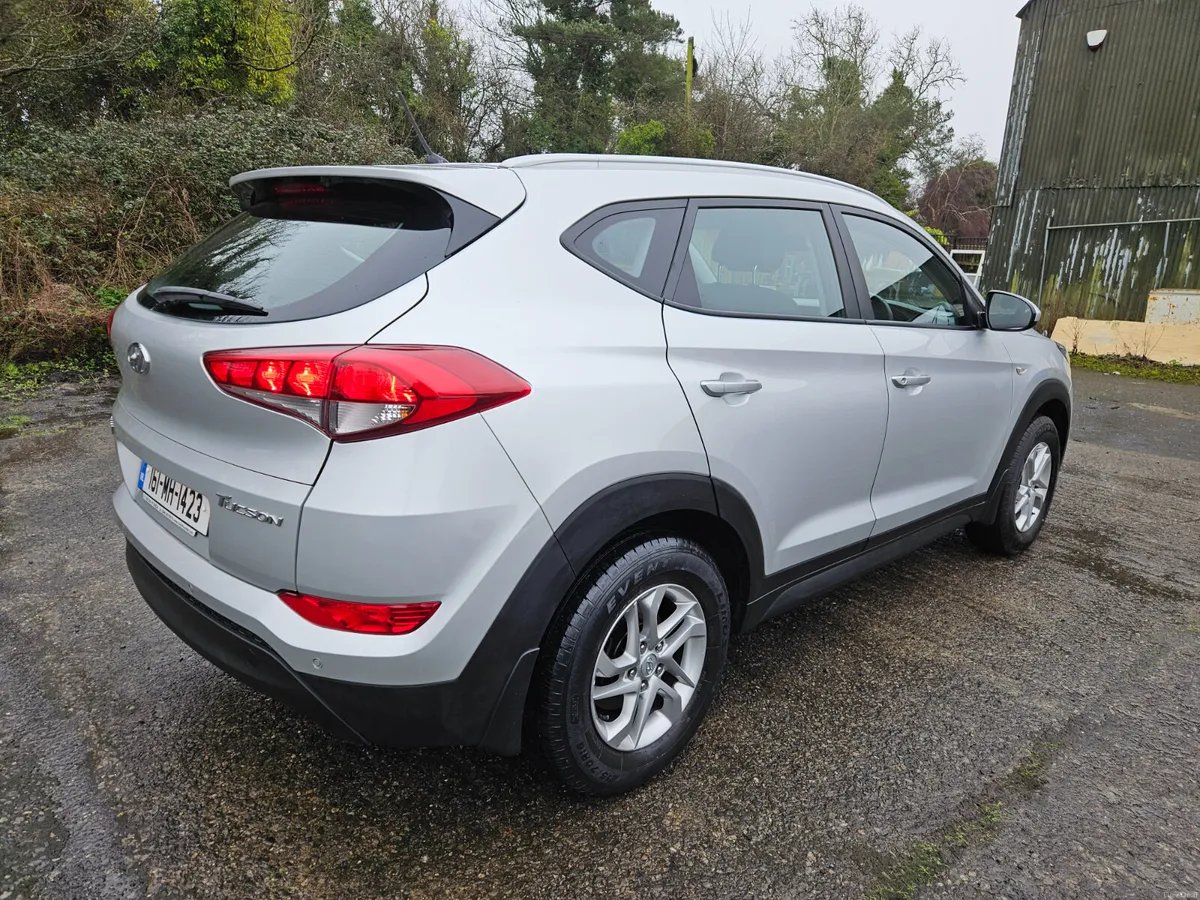 Hyundai Tucson 2016 1.7 diesel comfort - Image 5