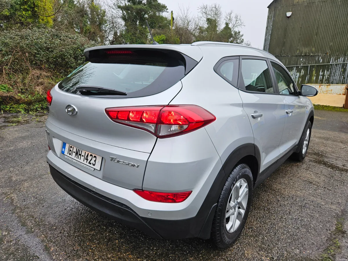 Hyundai Tucson 2016 1.7 diesel comfort - Image 6