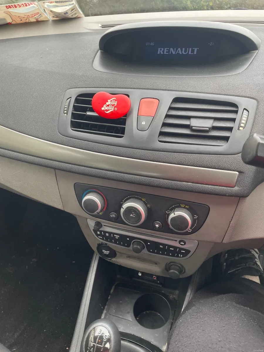 Renault Fluence 2010 - Image 4