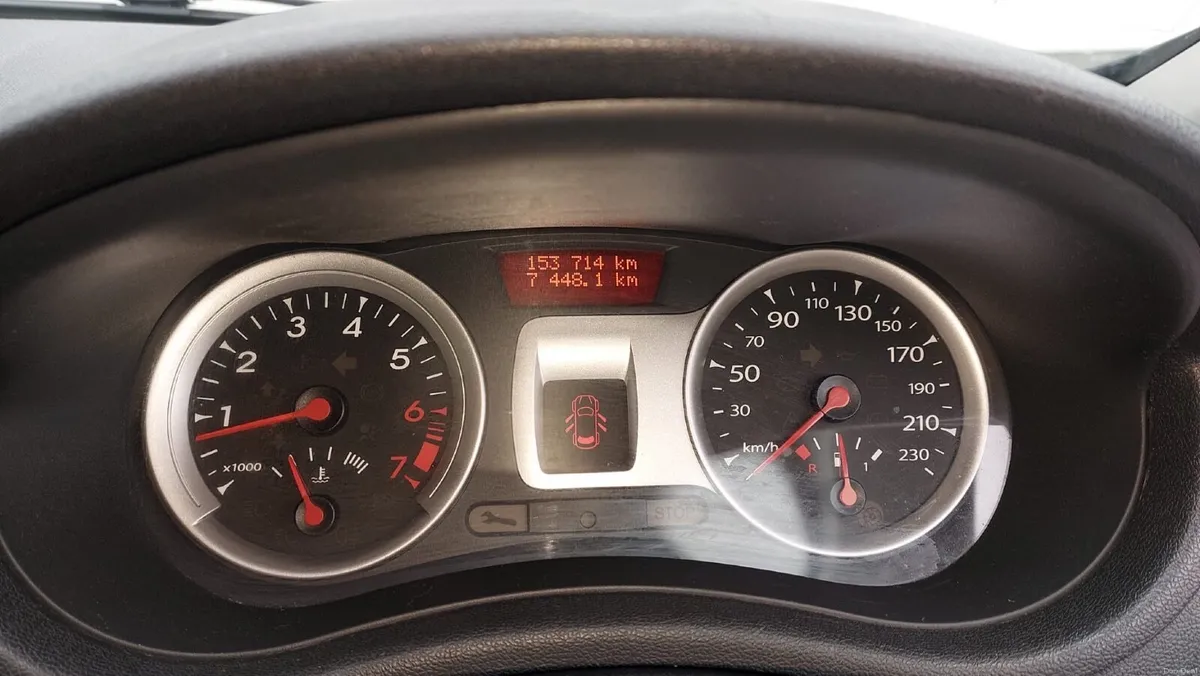 Renault Clio 2010 - Image 4