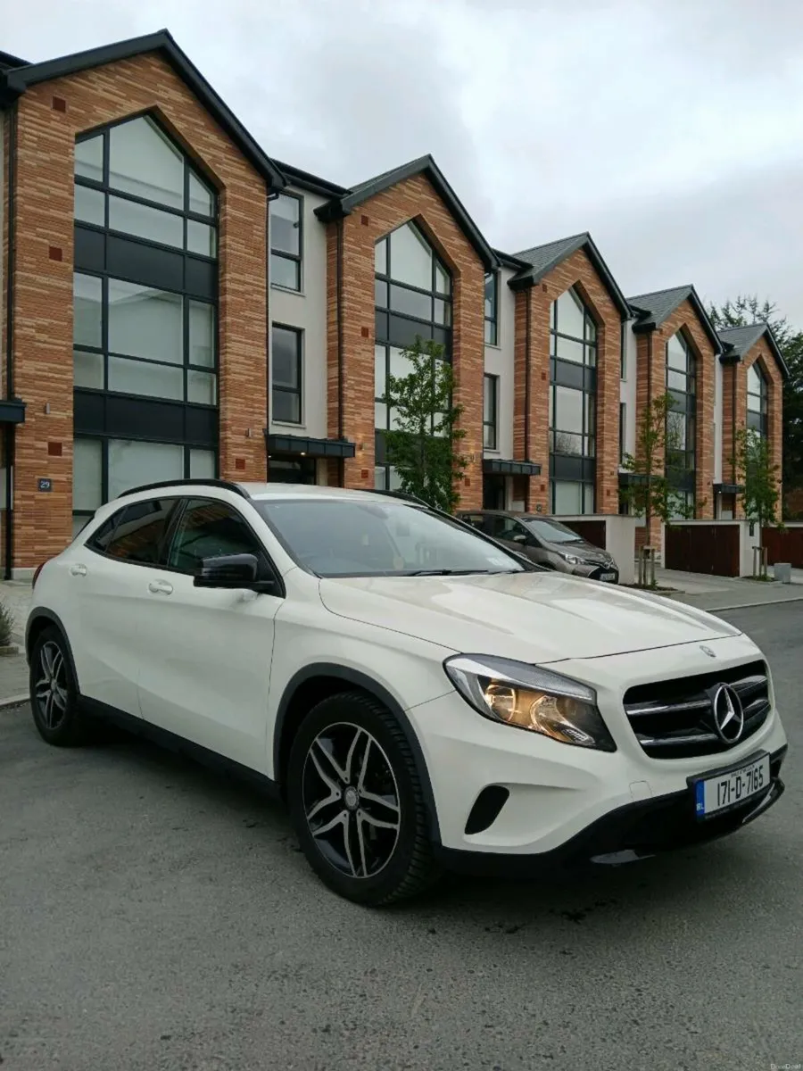 Mercedes-Benz GLA - Image 1