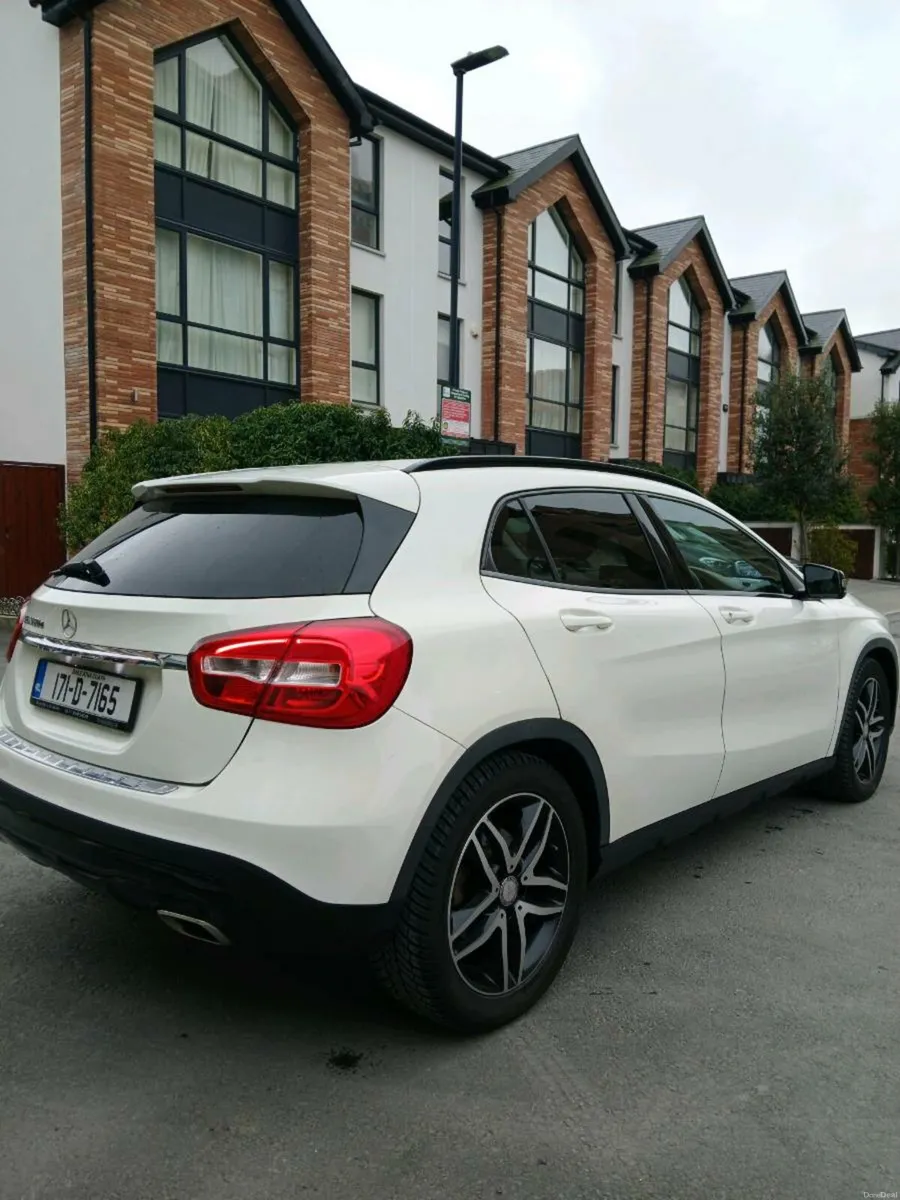 Mercedes-Benz GLA - Image 3