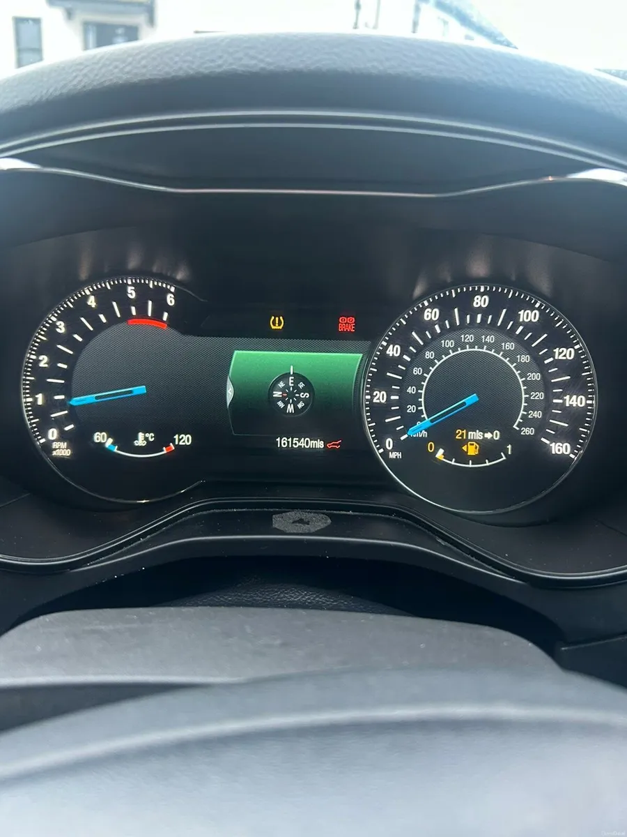 Ford mondeo - Image 4