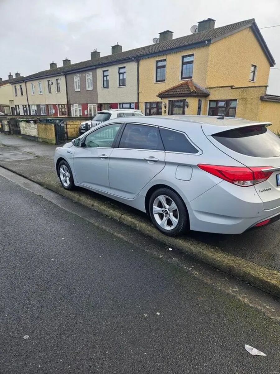 2013 Hyundai I40 new nct - Image 3