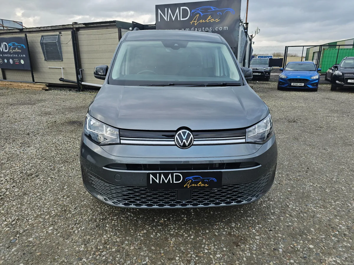 Volkswagen Caddy Maxi Life Wheelchair Adapted 2025 - Image 4