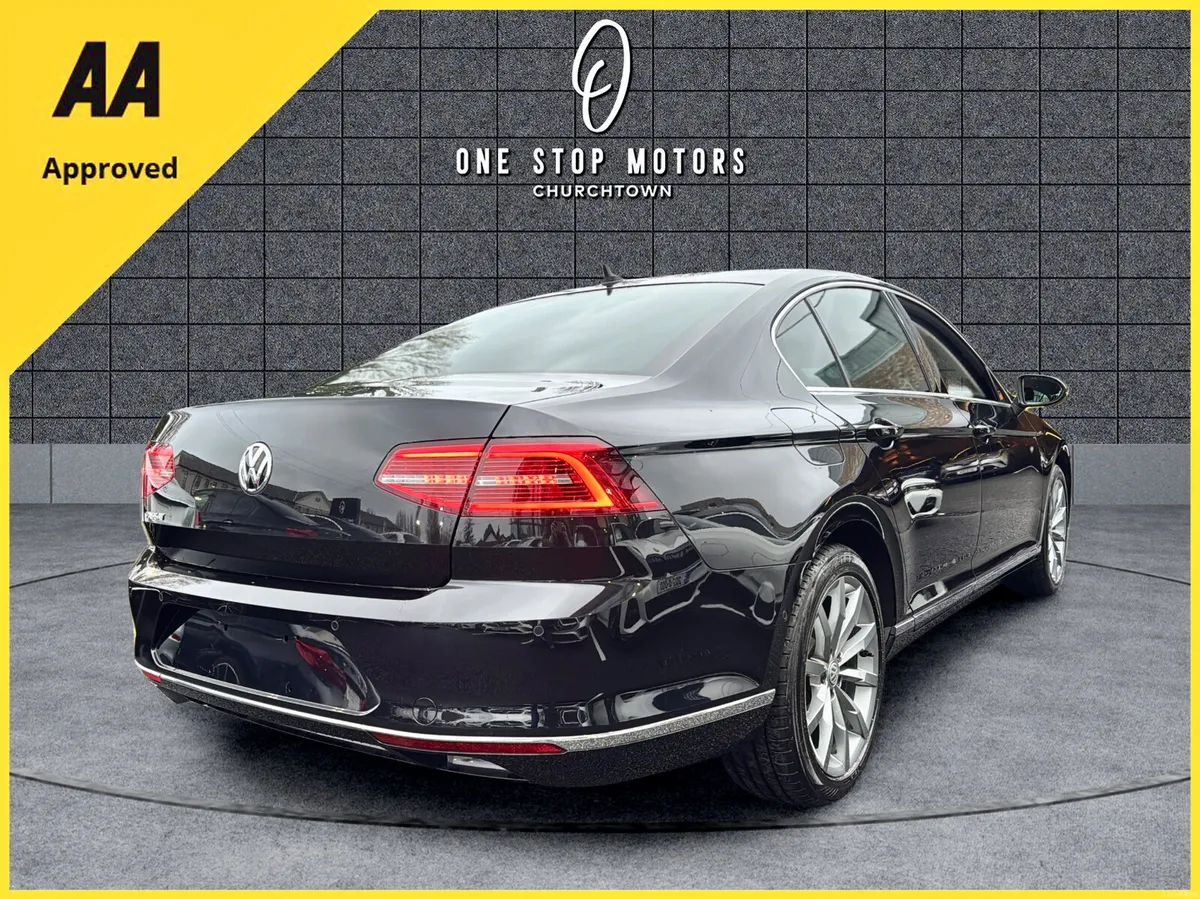 182 VW Passat 2.0TDI *HIGHLINE* 35,000KM-BIG SPEC - Image 3