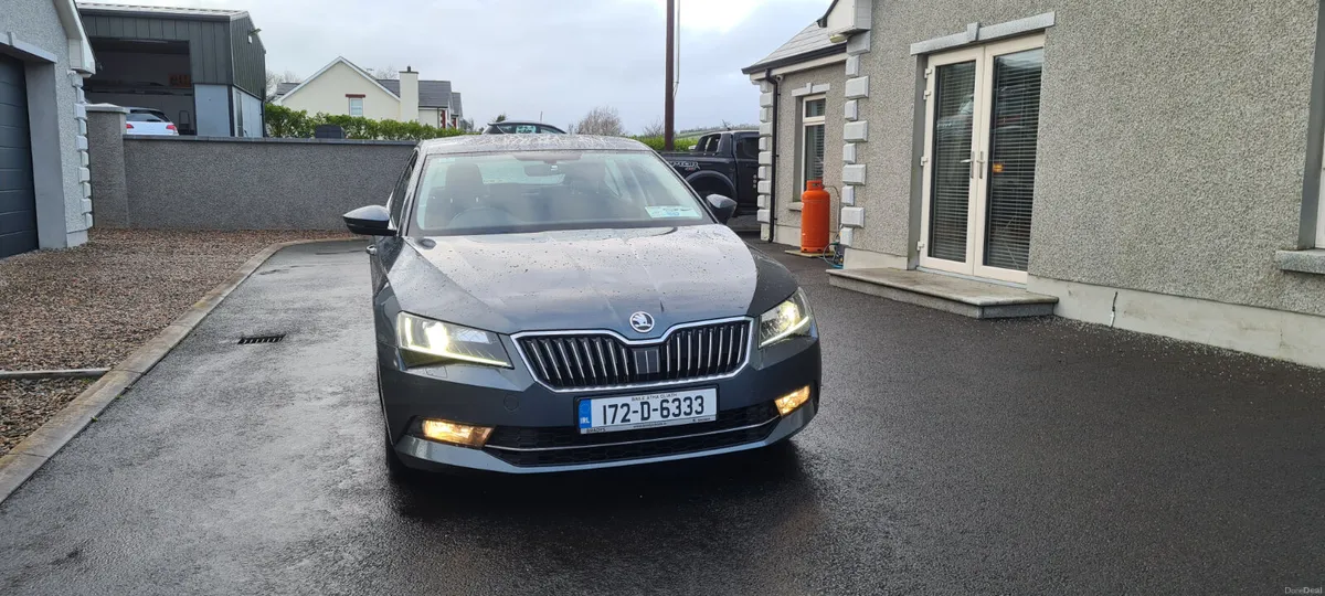 Skoda Superb 2017 - Image 1