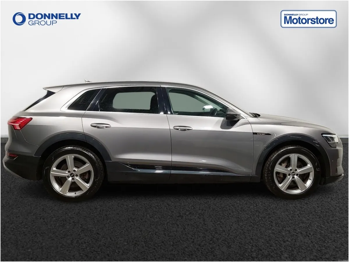 Audi E-tron Estate Technik - Image 3