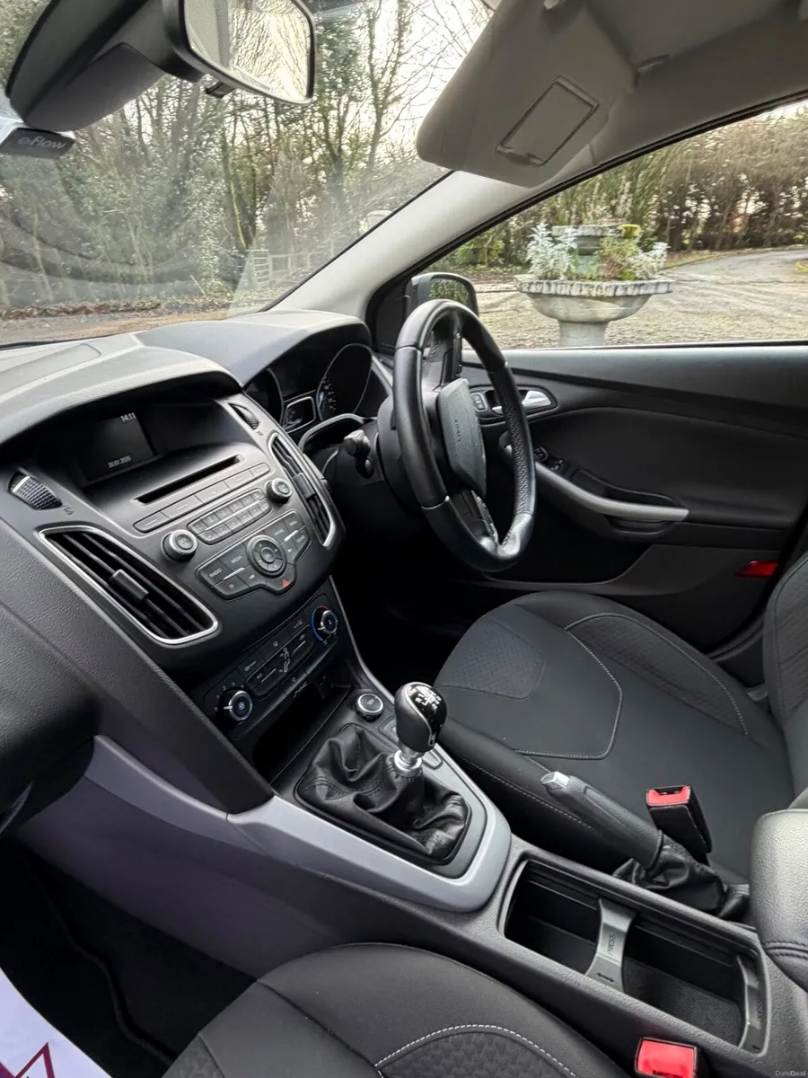 Ford Focus 2016 - Image 2
