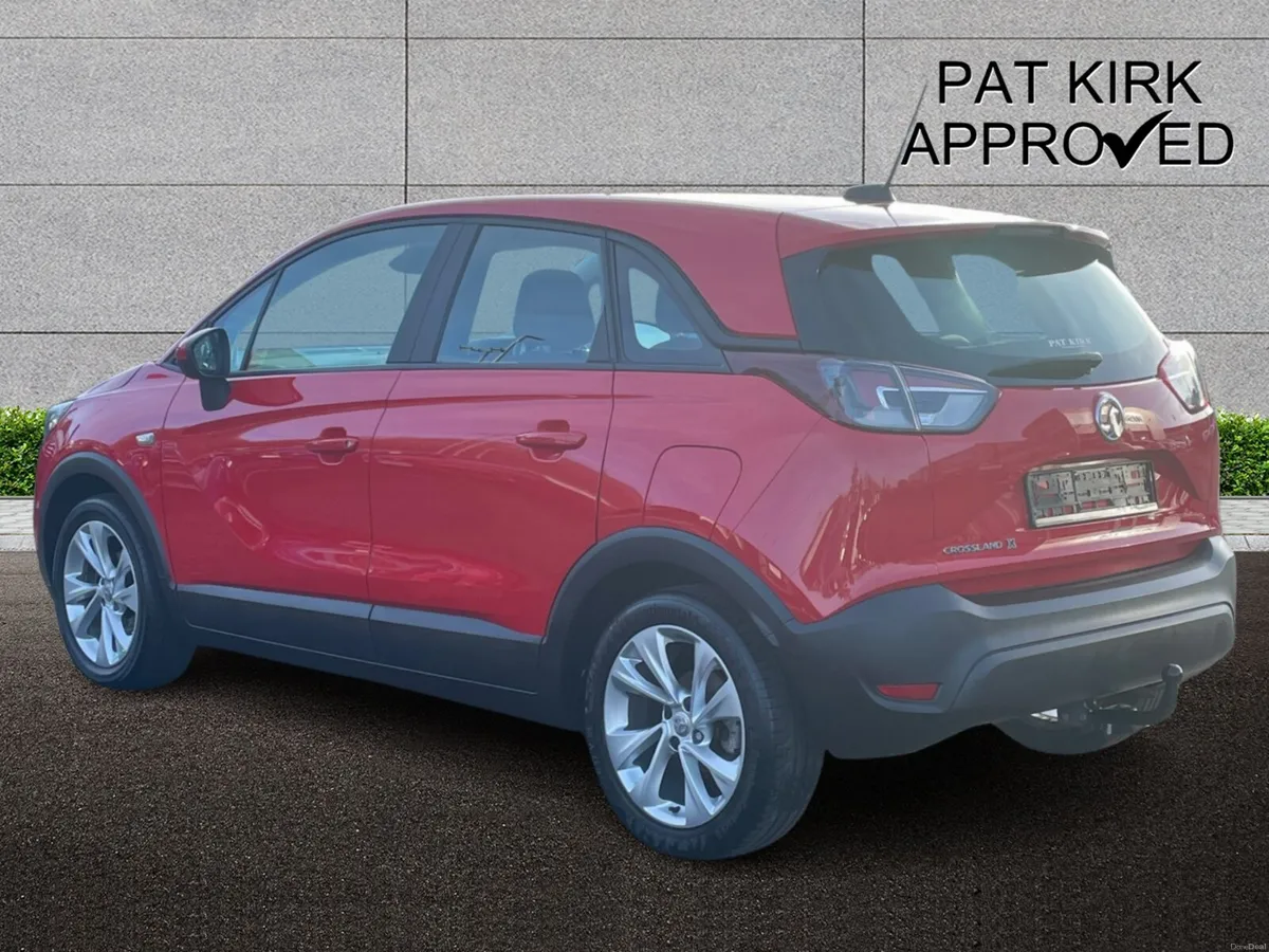 Vauxhall Crossland X Hatchback SE - Image 2