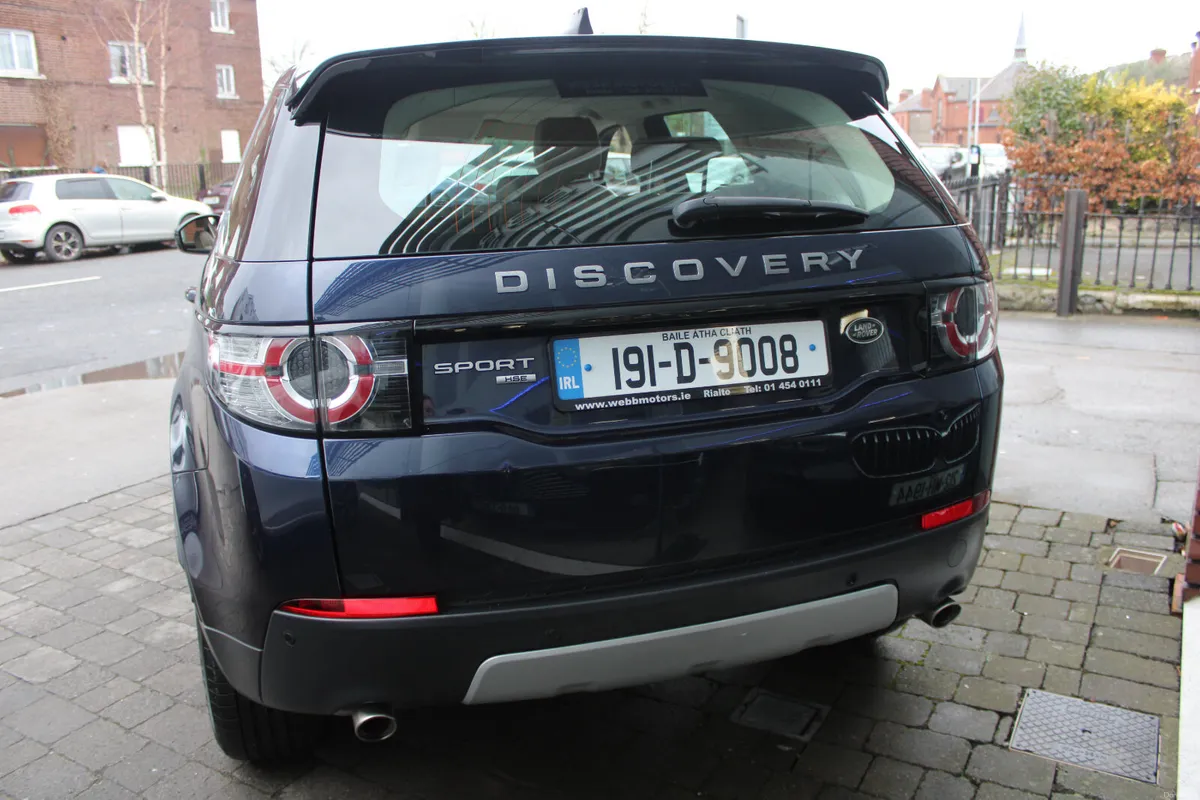 Land Rover Discovery Sport HSE 7 SEAT AUTO 2019 - Image 4