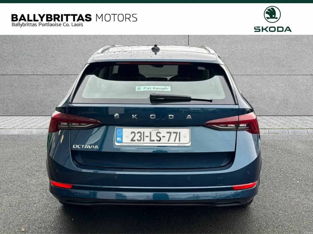 Skoda Octavia  Ambition Combi 2.0TDI 115HP - Image 4