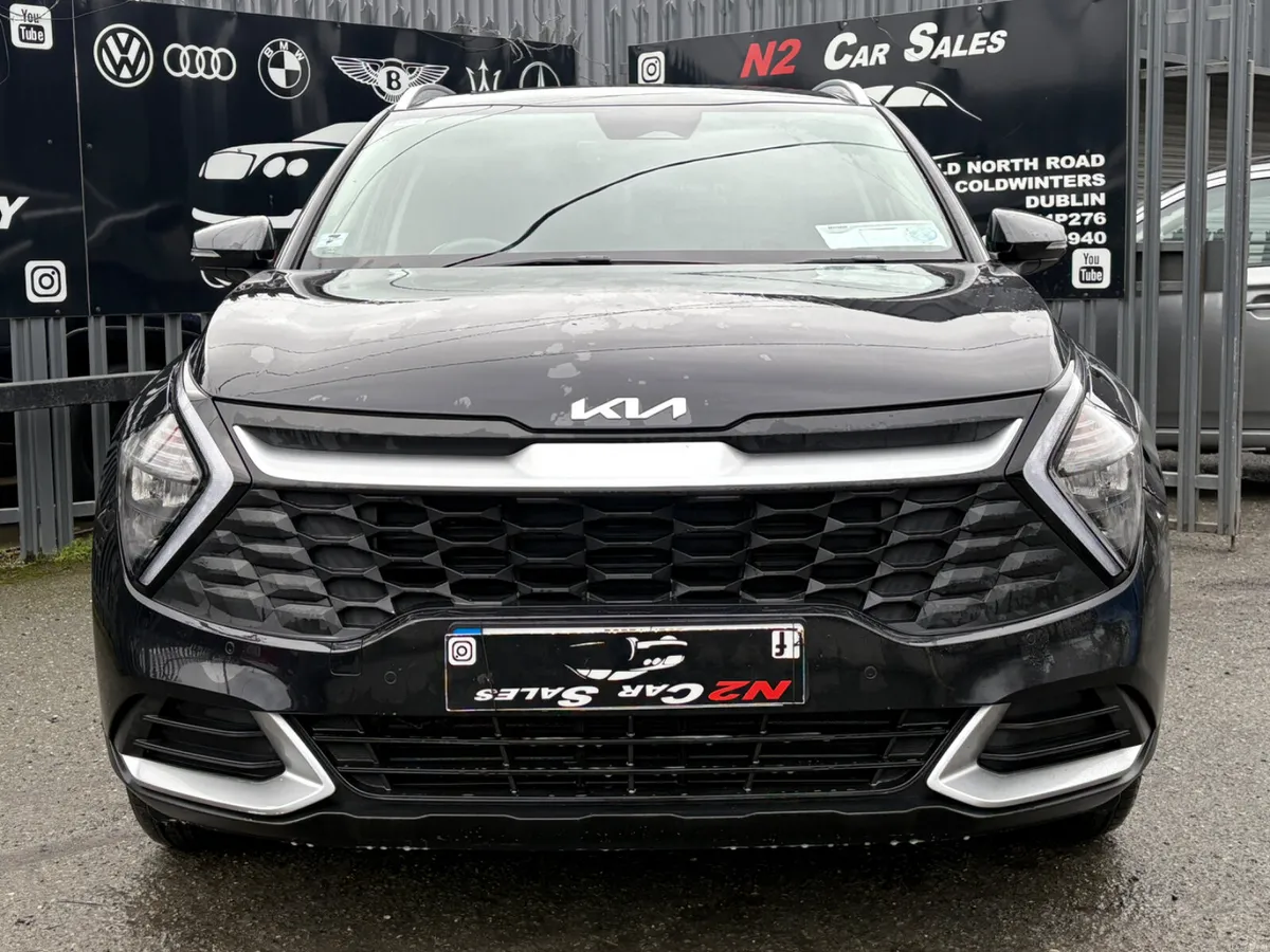 222 Kia Sportage 1.6 Diesel, LOW MILES, LIKE NEW - Image 2