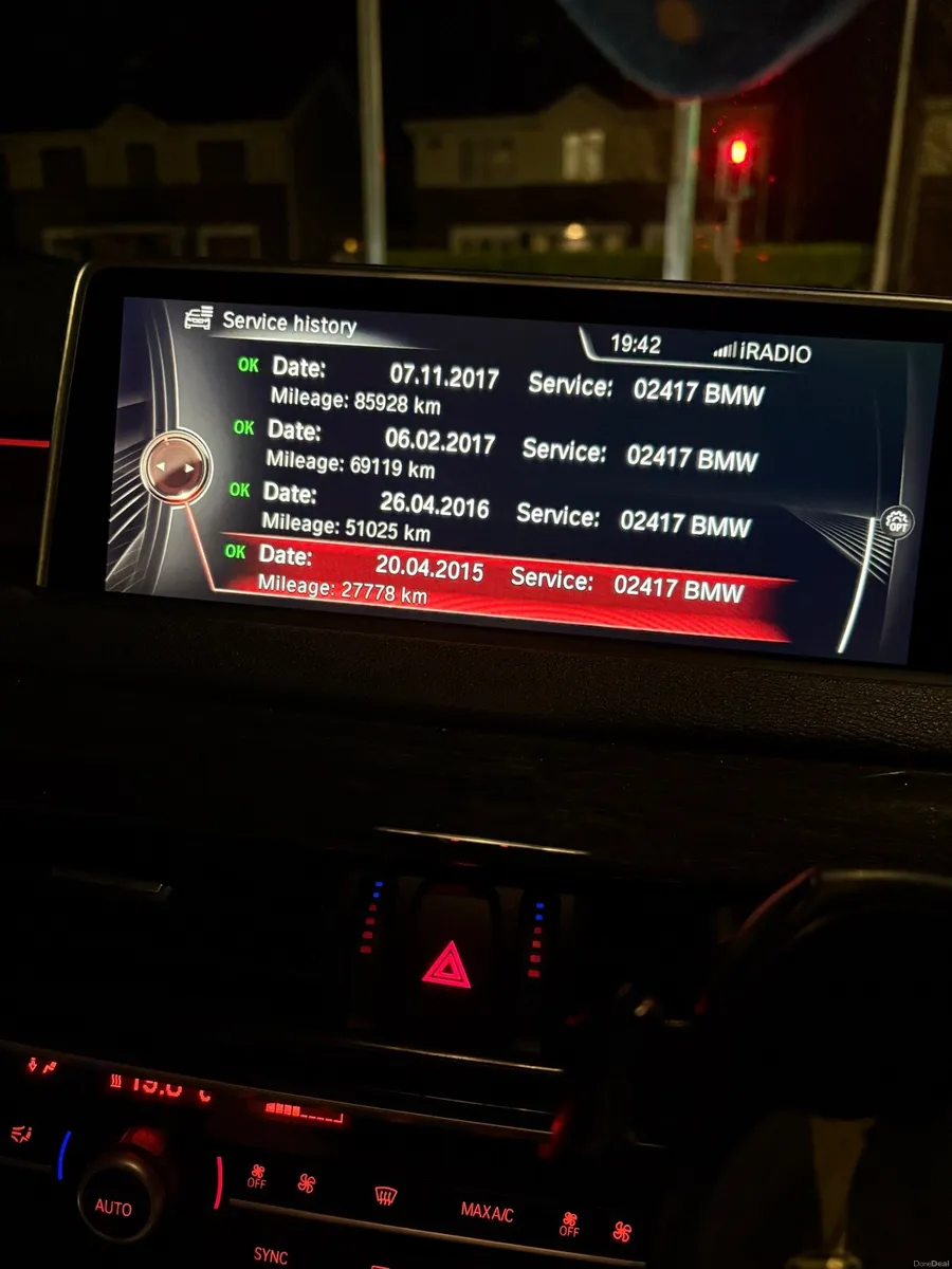 BMW X5 low mileage BMW service history - Image 4