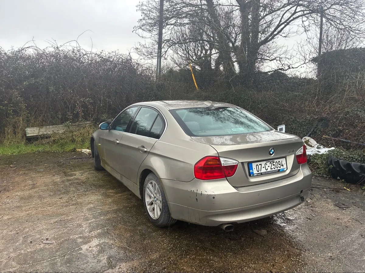 BMW 3-Series 2007 - Image 2
