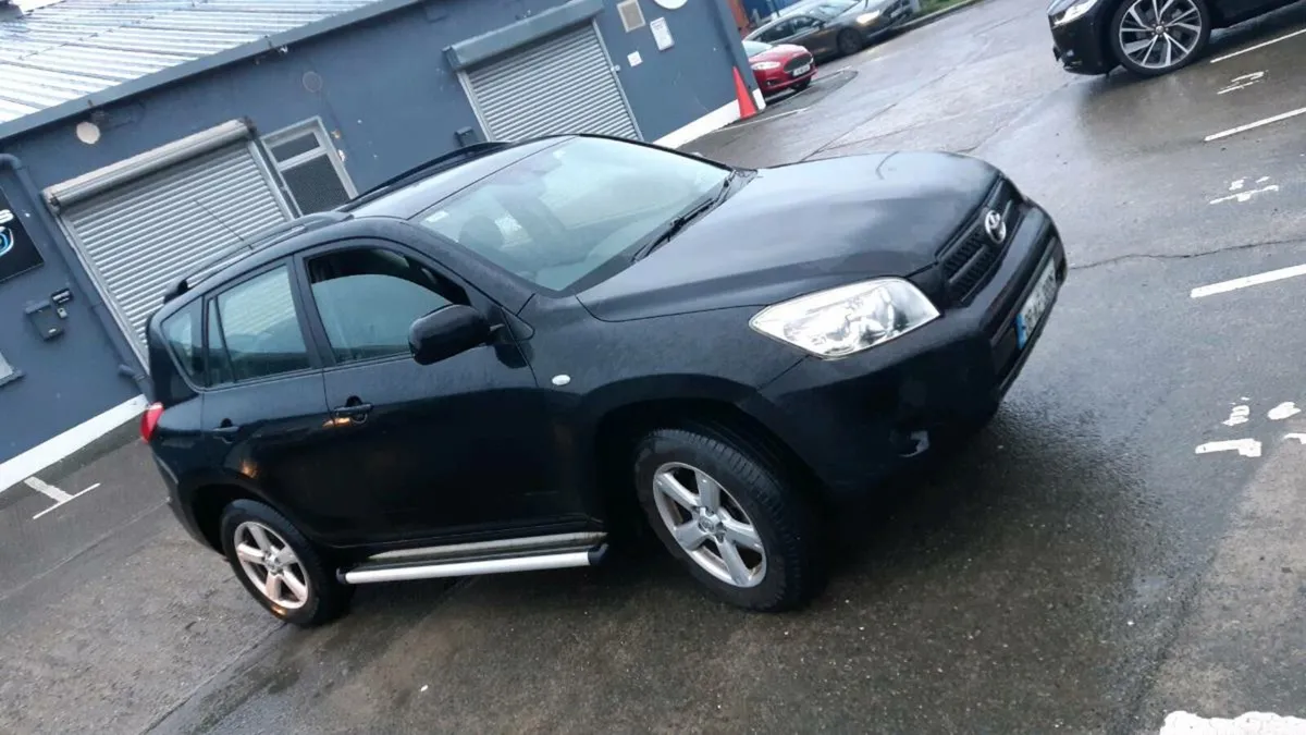 2008 Toyota RAV4 2 l petrol four-wheel drive - Image 1