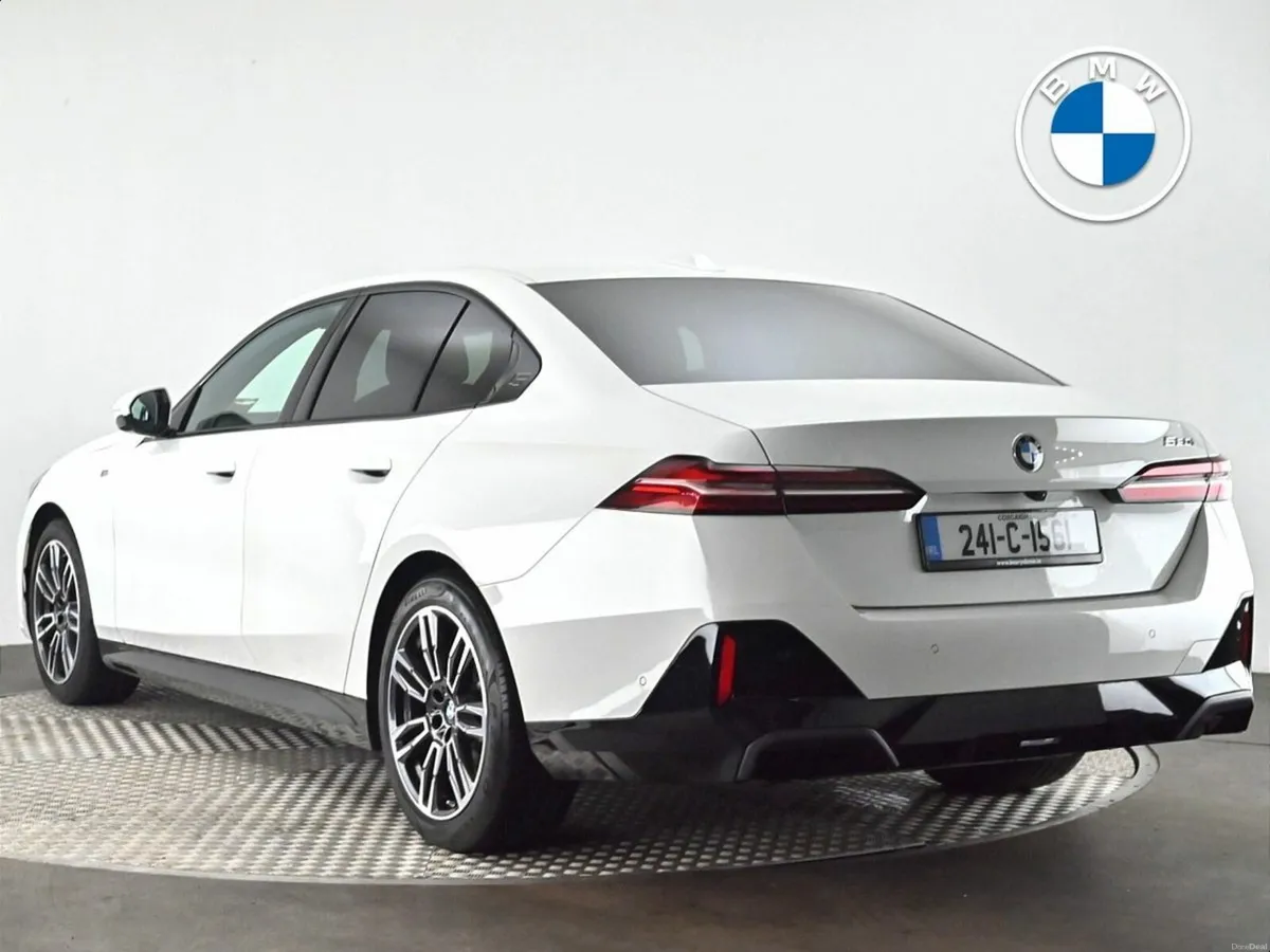 BMW 5-Series 520i M Sport Saloon - Image 2