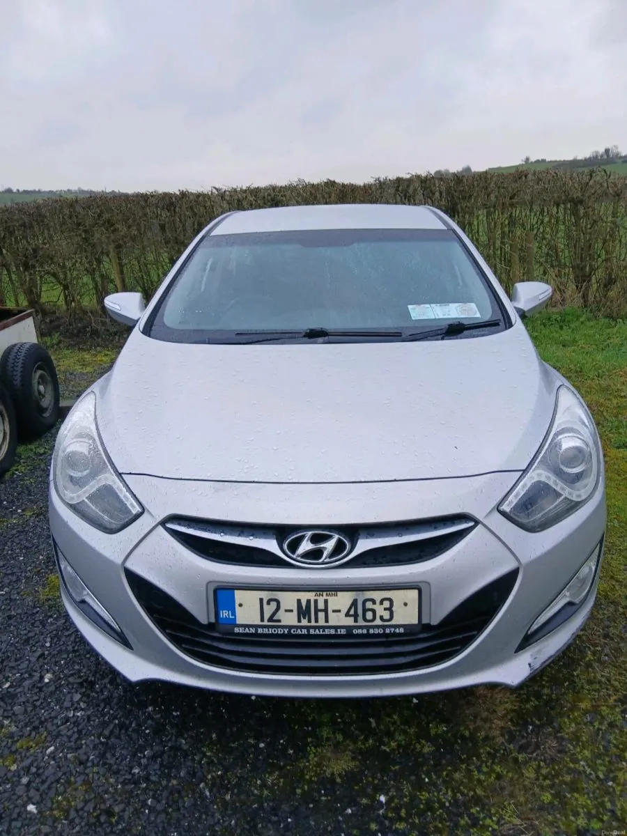 2012 Hyundai i40 - Image 1