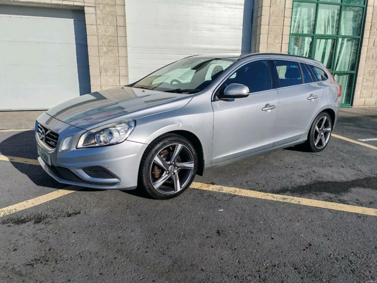 2011 Volvo v60 R design 1.6 d manual - Image 1