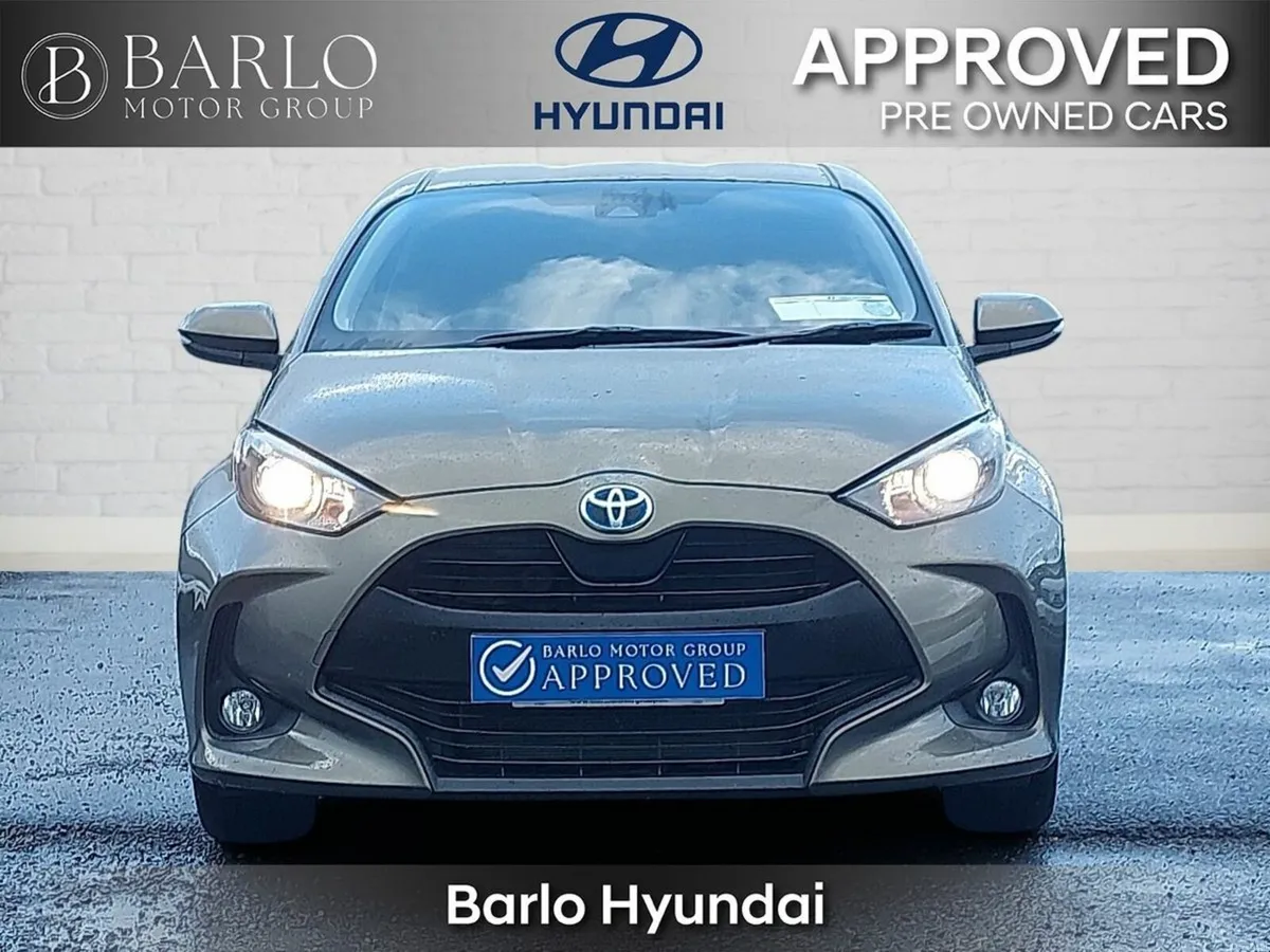 Toyota Yaris 1.5 Hybrid Luna - Image 3