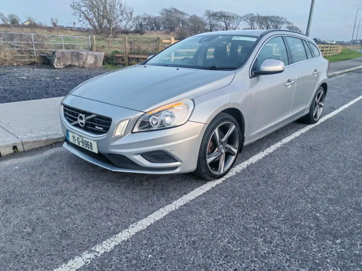 2011 Volvo v60 R design 1.6 d manual - Image 1