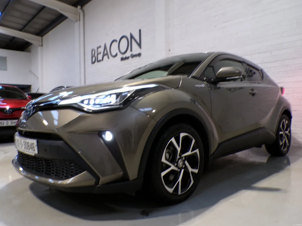 192*18,000 MILES*HYBRID SPORT TOYOTA C-HR SELF CHA - Image 4