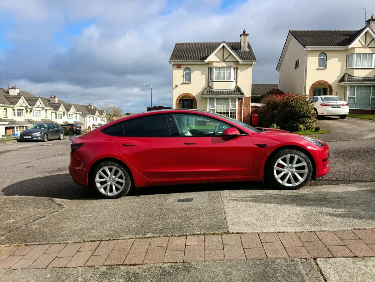 Tesla Model 3 (Warranty & New NCT to March 2028) - Image 2