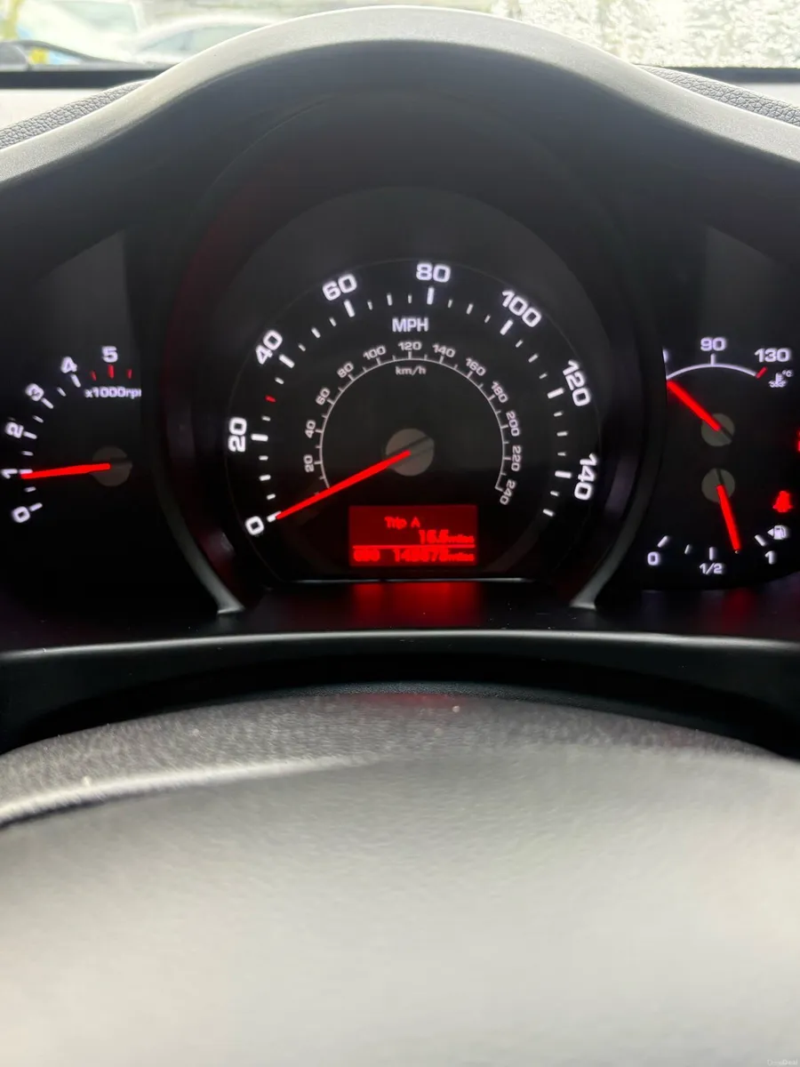 2011 Kia sportage - Image 4