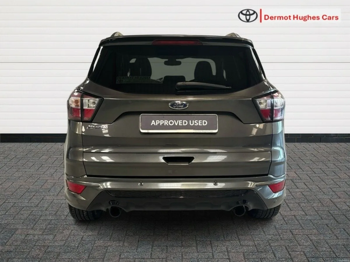 Ford Kuga 1.5 TDCI ST-LINE 120 5DR 120PS - Image 4