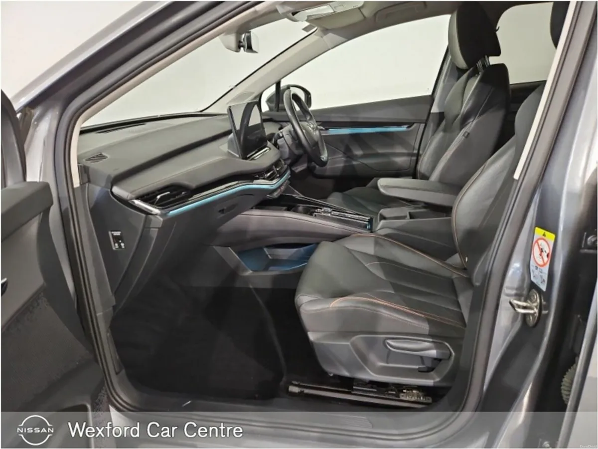 Skoda Enyaq IV 60 5DR AUTO - Image 3